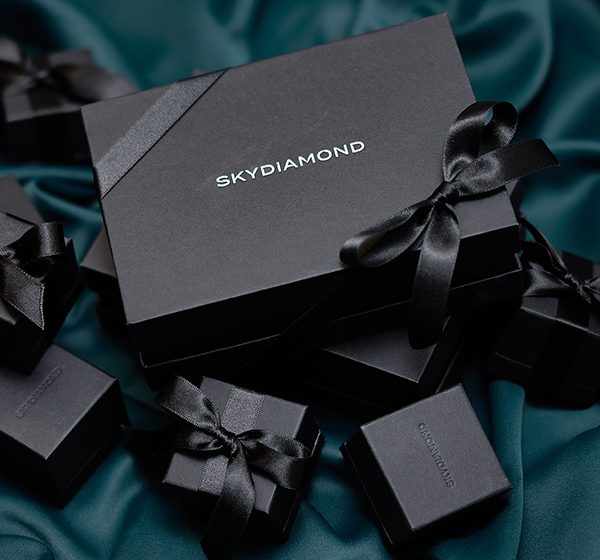 Skydiamond Gift Box
