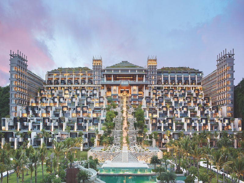 Apurva Kempinski_Grand Staircase Apurva Kempinski_Grand Staircase