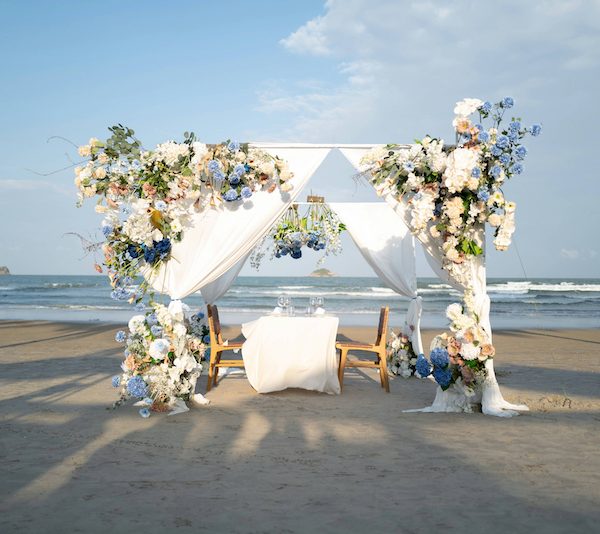 Seaside Cabana 600x534
