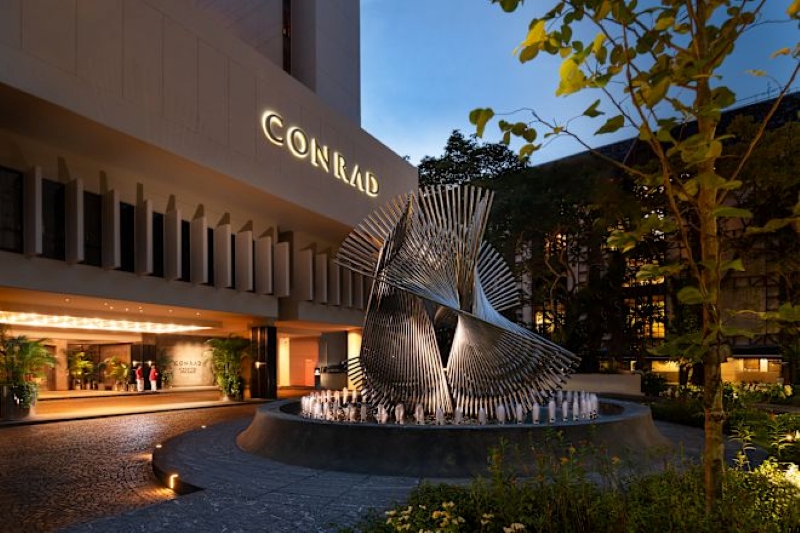 CONRAD 1