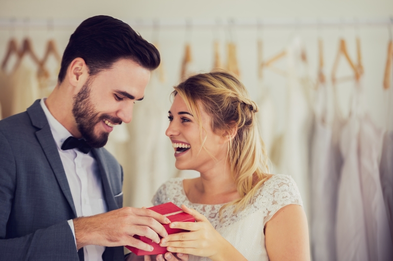 Couple with gift 2
