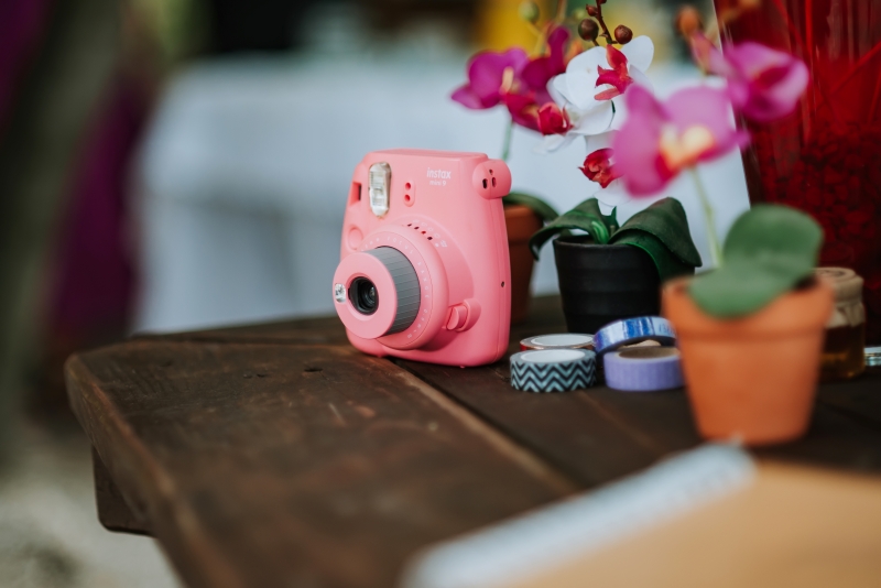 polaroid 2 polaroid 2