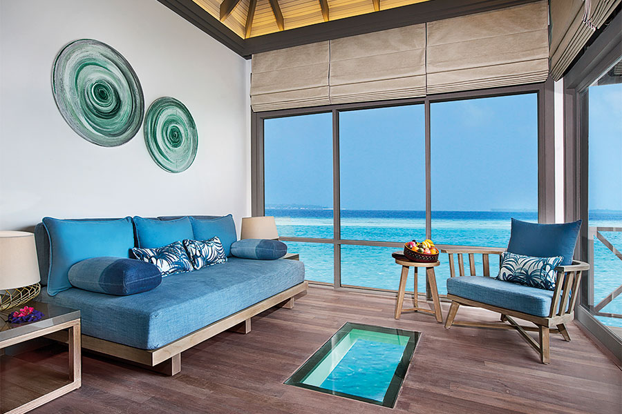 D.Sunrise-Water-Villas-with-Infinity-Pool