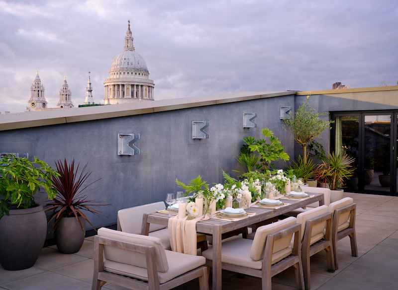 LONWI_Presidential Suite Terrace Dinner