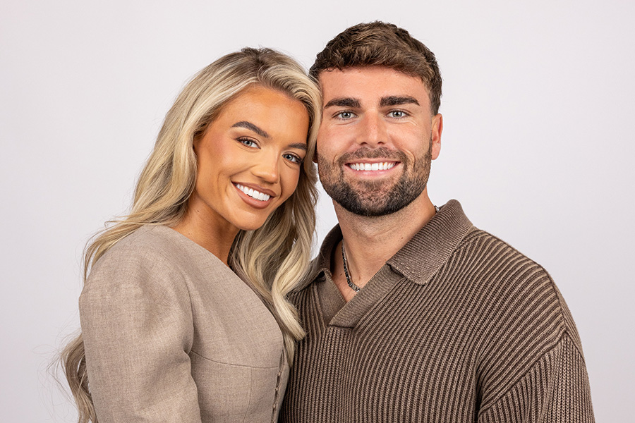 Nearlyweds-Molly-and-Tom-15910 Nearlyweds-Molly-and-Tom-15910